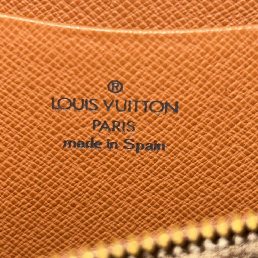 Louis Vuitton Long Zippy Wallet - Picture 6 of 12